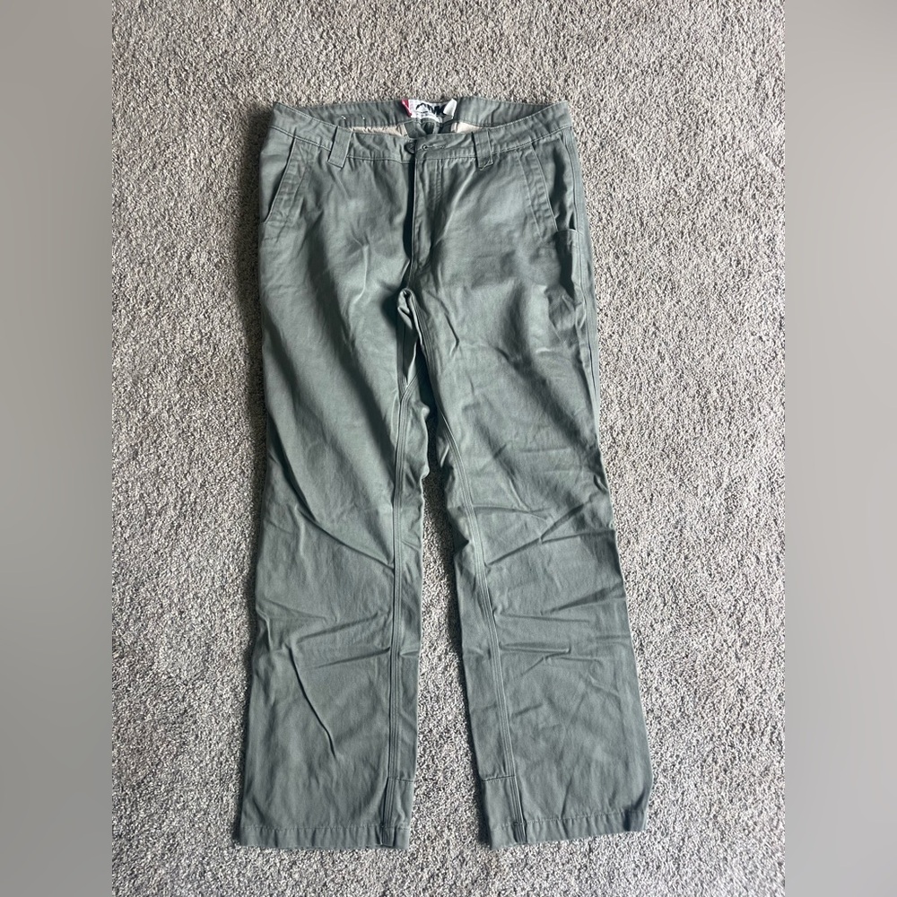 Men’s Mountain Khakis Original Pant Broadway Fit Hiking Pants Size 34 x 30 Green